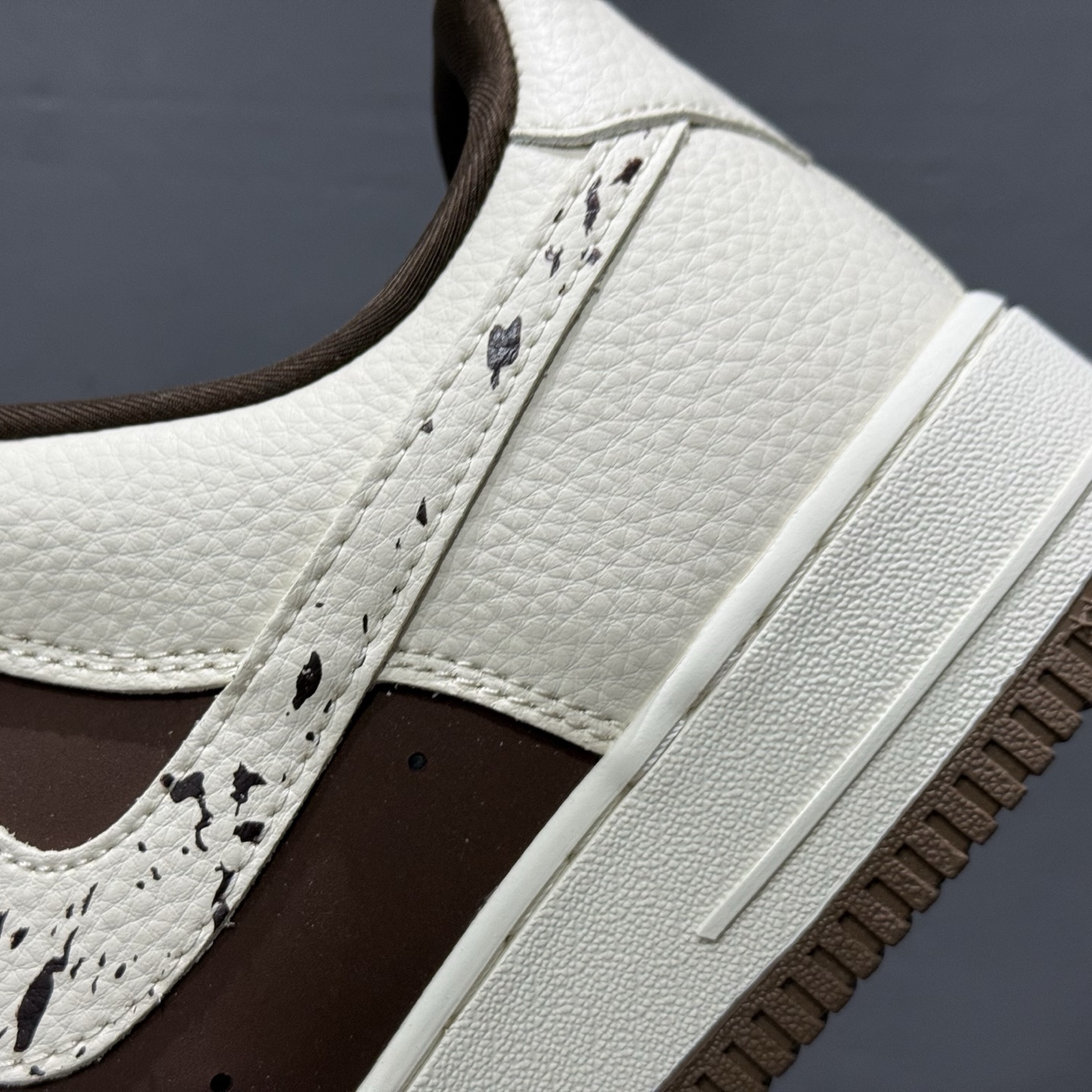 Nike Air Force 1'07 Low Bape联名 米棕涂鸦勾 空军一号低帮休闲板鞋 DF0188-061