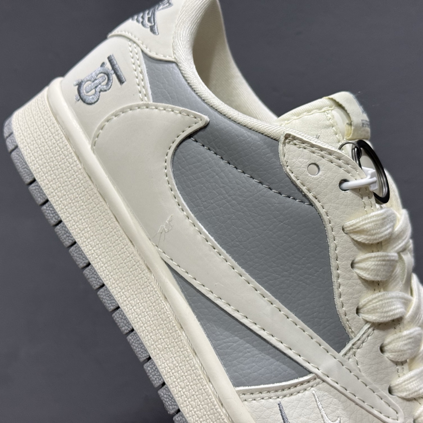 Nike Air Jordan 1 Low 定制-巴宝莉联名 低帮复古文化板鞋 BB6588-315