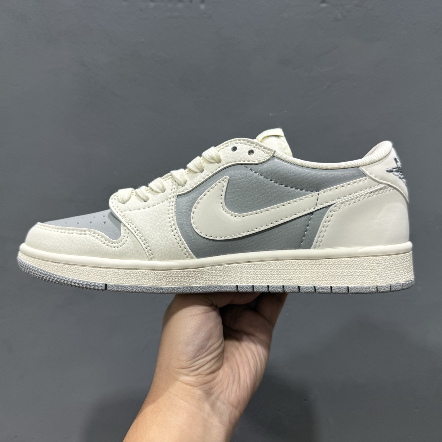 Nike Air Jordan 1 Low 定制-巴宝莉联名 低帮复古文化板鞋 BB6588-315