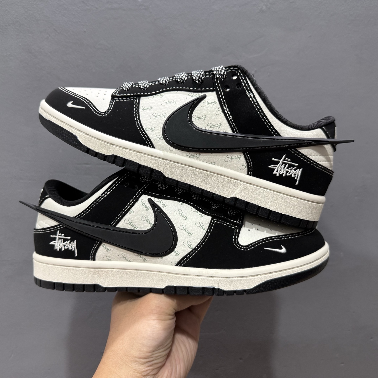 Travis Scott x Fragment Design × Air Jordan 1 Low SP AJ1 迪 奥联名 秧色米白 低帮文化休闲板鞋 XX2025-358