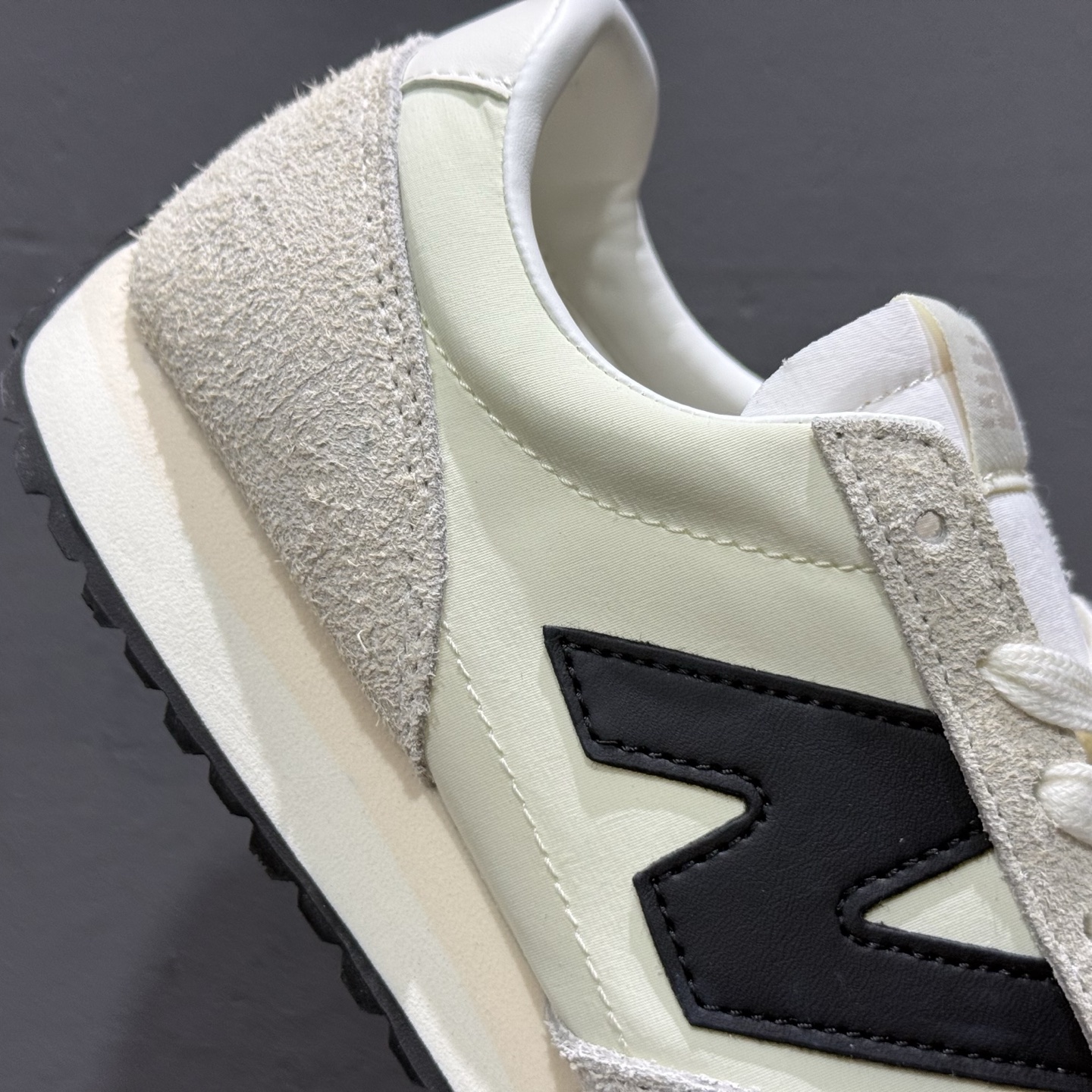 New Balance NB471系列织物牛剖层革生活休闲鞋 U471AM