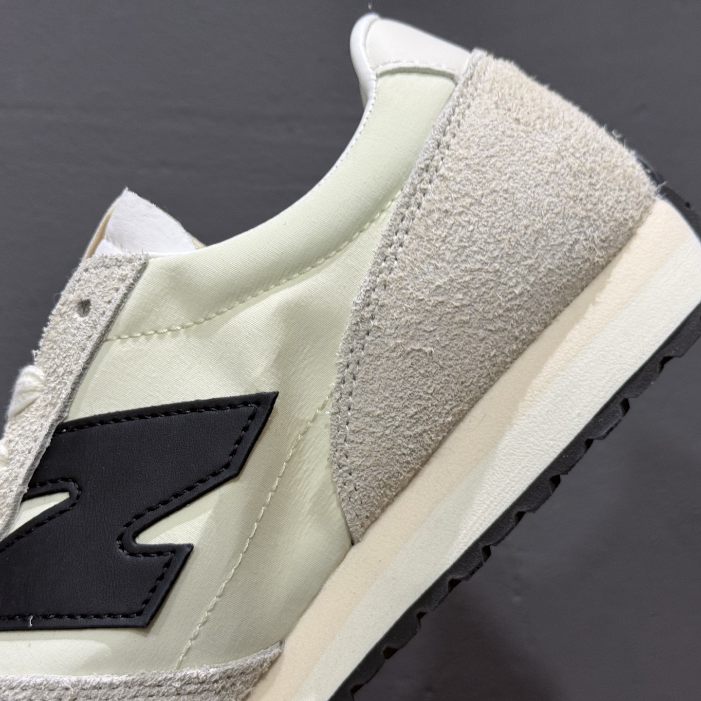 New Balance NB471系列织物牛剖层革生活休闲鞋 U471AM
