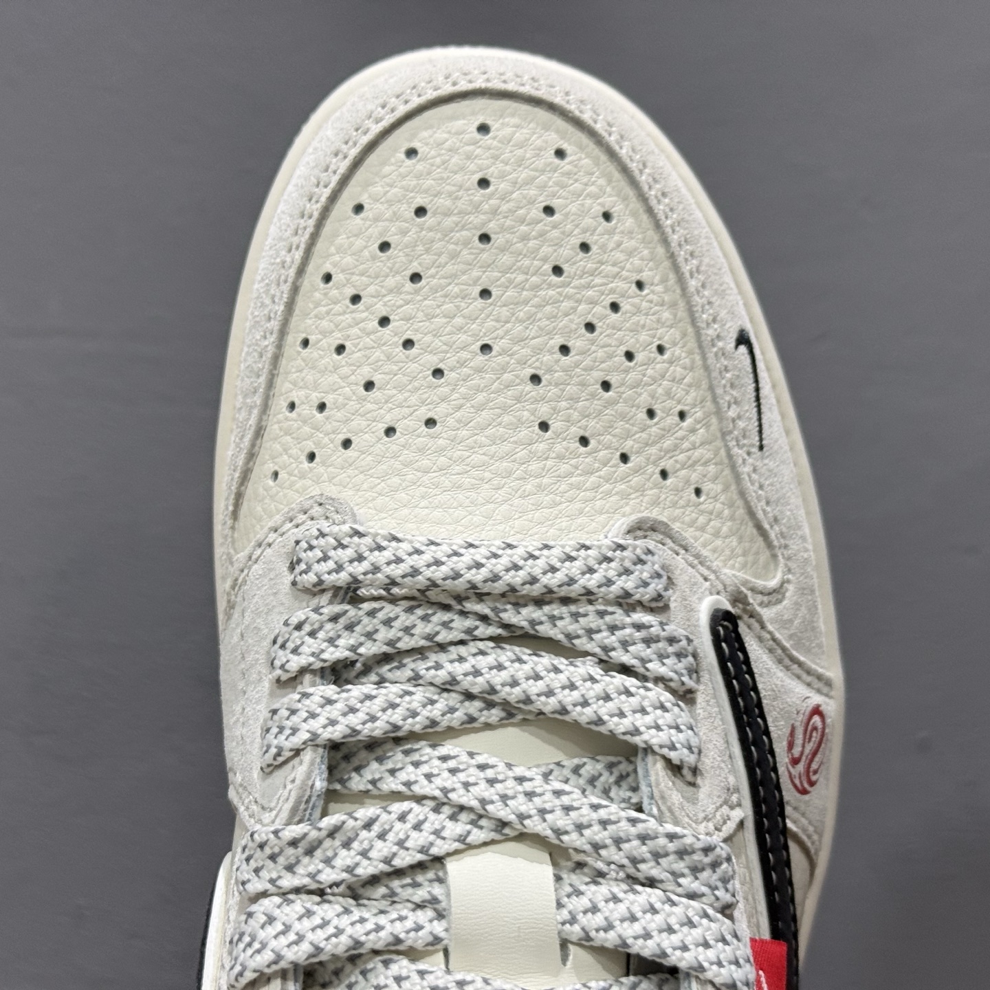 280 XC版 Travis Scott x Fragment Design x Air Jordan 1 Low SP AJ1 北面联名 双拼黑勾 低帮文化休闲板鞋 YX5066-308