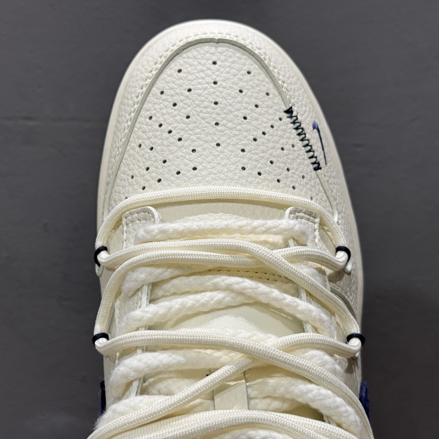 300 XC版 Nike SB Dunk Low Sup系列 绑带米白藏蓝勾 周年高端定制 低帮休闲板鞋 YX5066-279