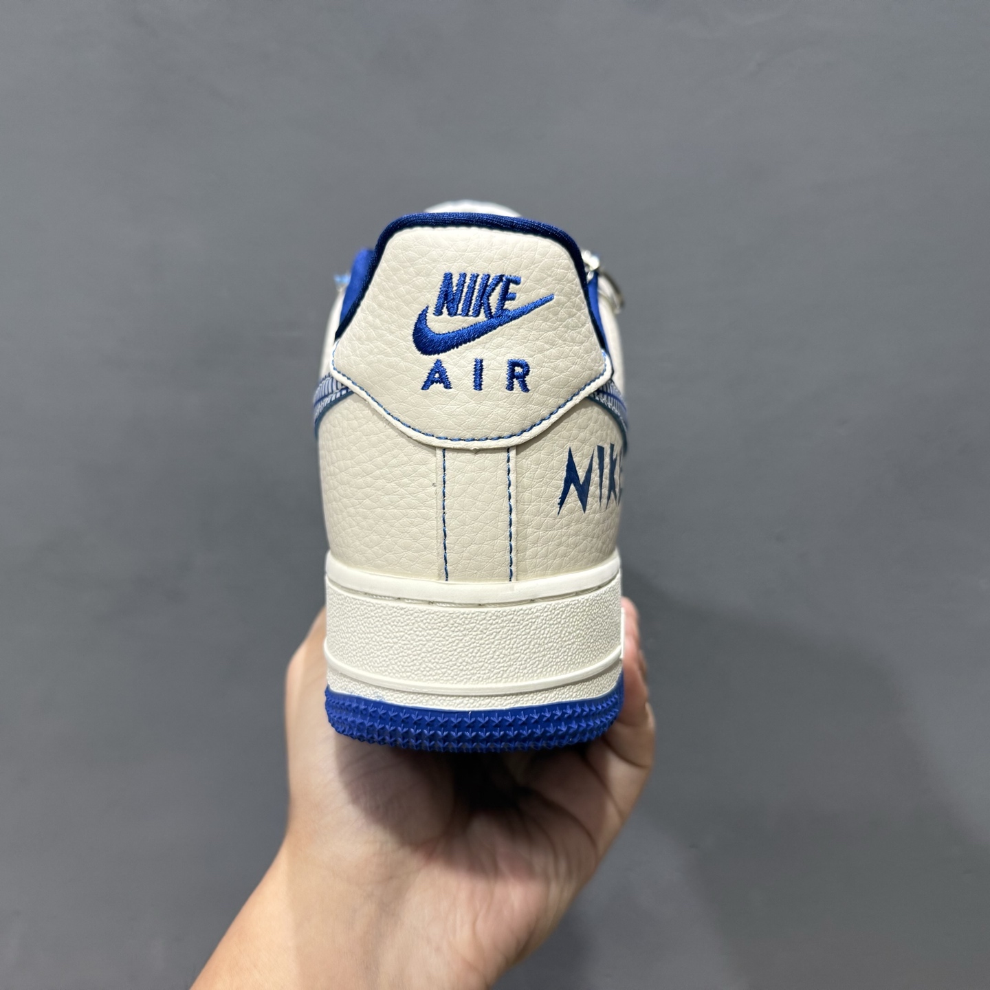 独家实拍Nike Air Force 1‘07 Low 耐克联名 蓝线鬼脸 空军一号低帮休闲板鞋 DF0188-053