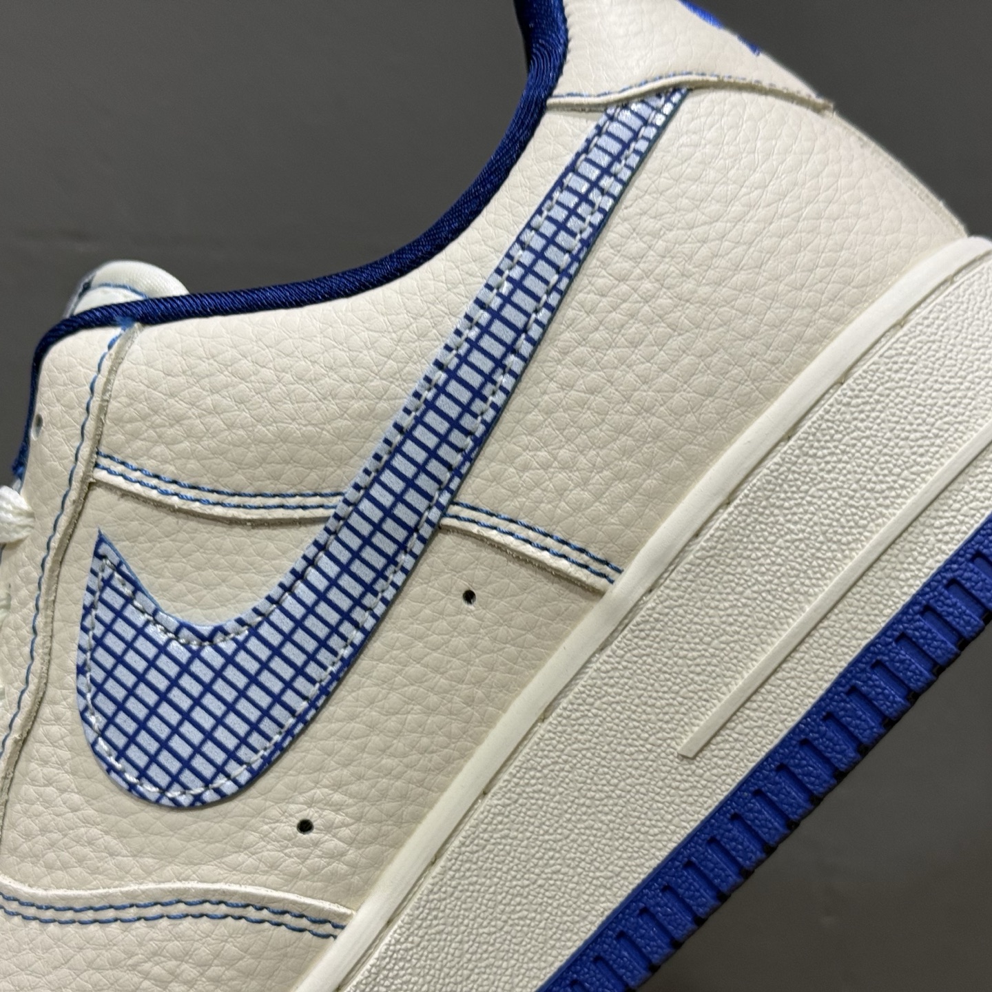独家实拍Nike Air Force 1‘07 Low 耐克联名 蓝线鬼脸 空军一号低帮休闲板鞋 DF0188-053