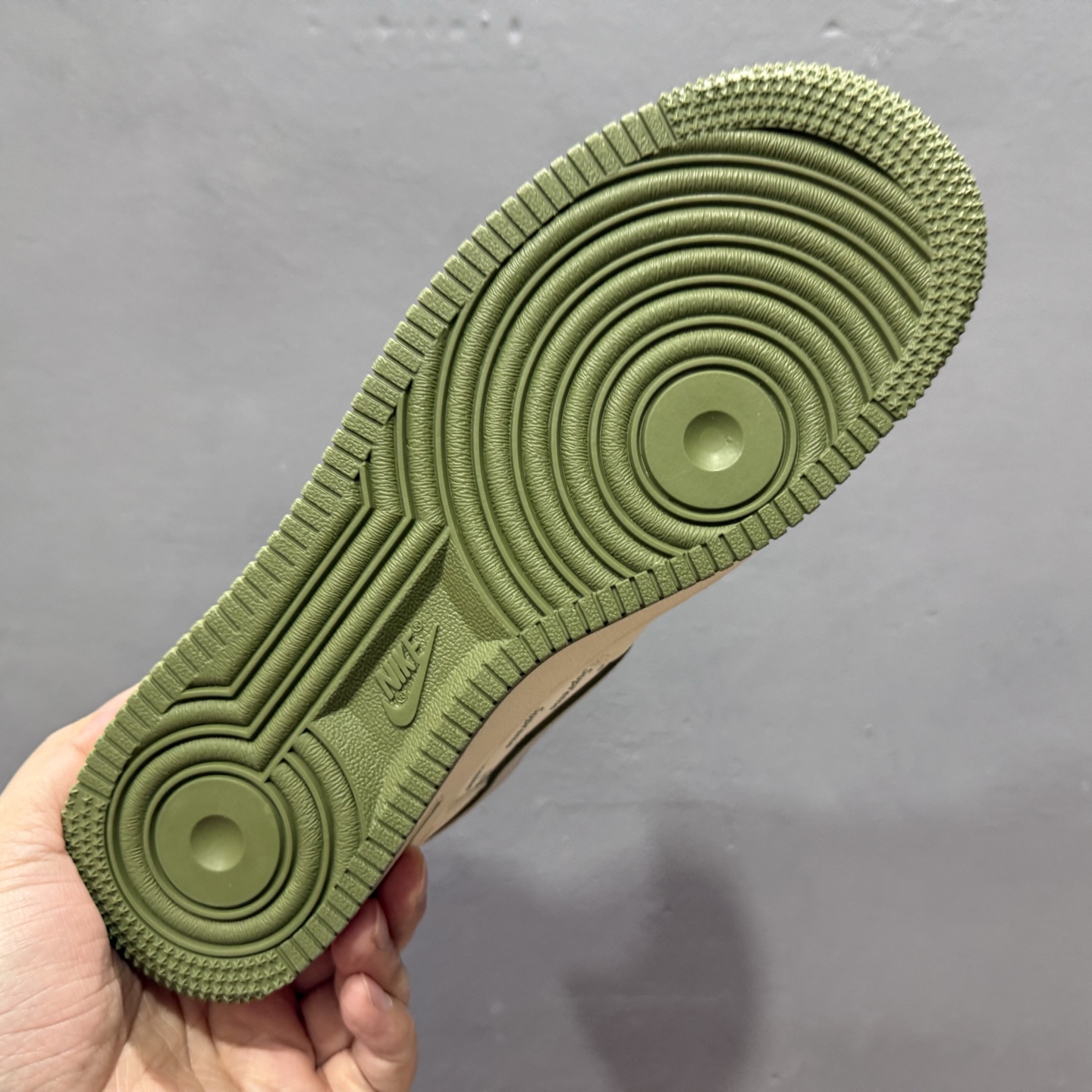 260 独家实拍Nike Air Force 1‘07 Low Supreme联名 军绿多重勾 空军一号低帮休闲板鞋 XX3168-148