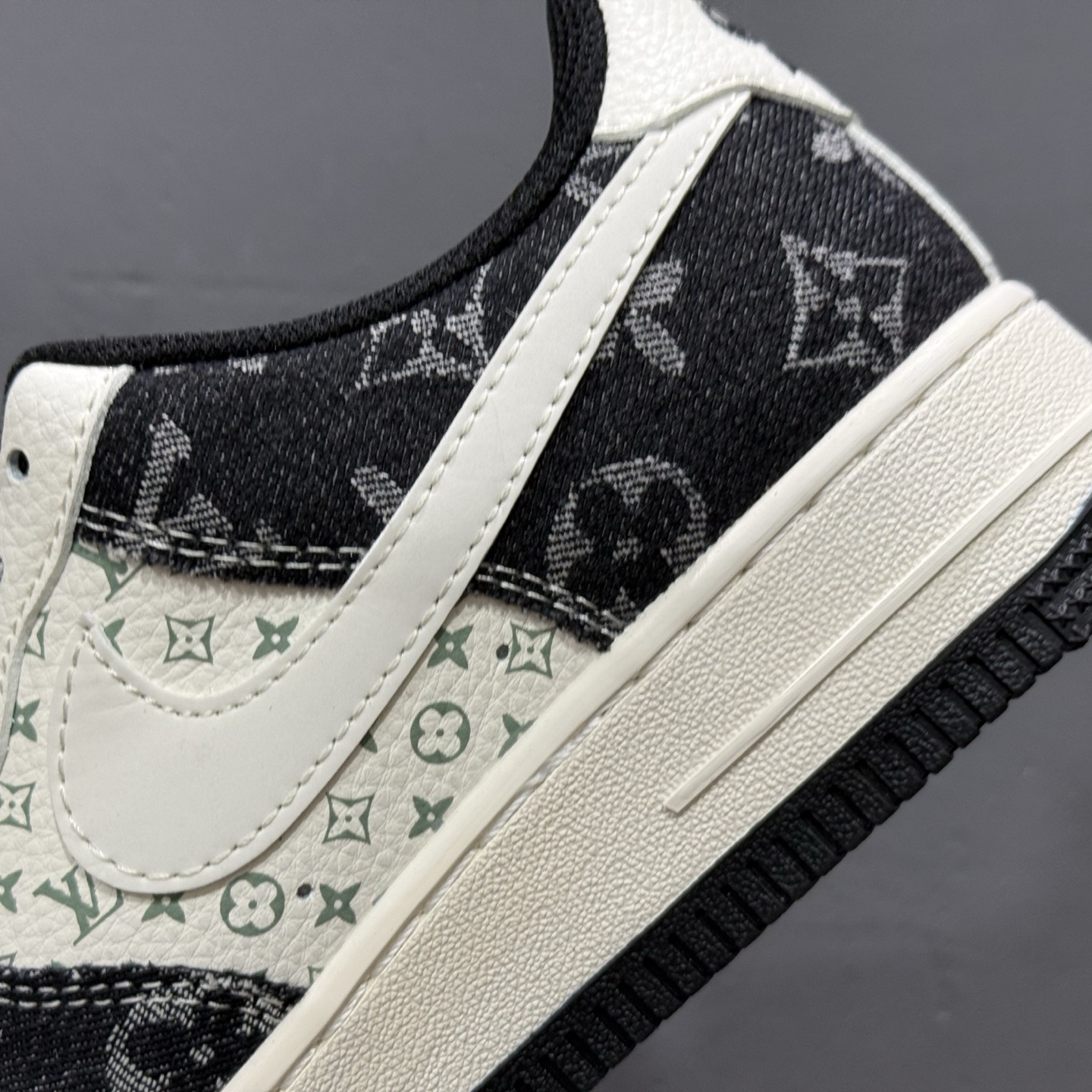 260 独家实拍Nike Air Force 1‘07 Low LV联名 双拼印花牛仔 空军一号低帮休闲板鞋 YX5066-317