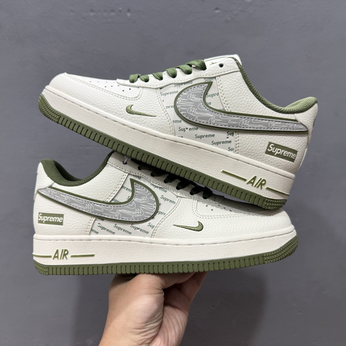 260 独家实拍Nike Air Force 1‘07 Low Supreme联名 军绿多重勾 空军一号低帮休闲板鞋 XX3168-148