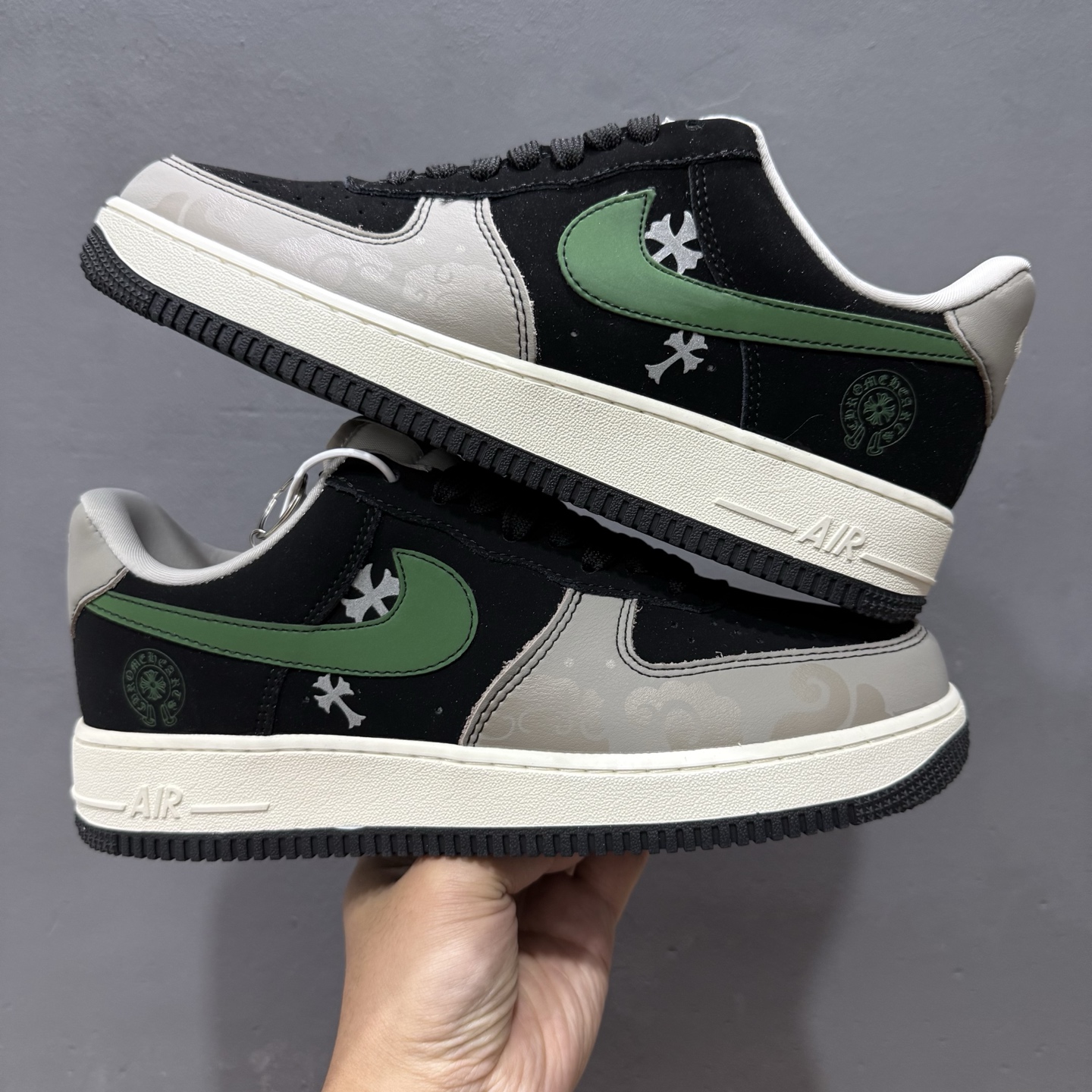 260 独家实拍Nike Air Force 1‘07 Low 克罗心联名 黑绿勾 空军一号低帮休闲板鞋 KK1988-074