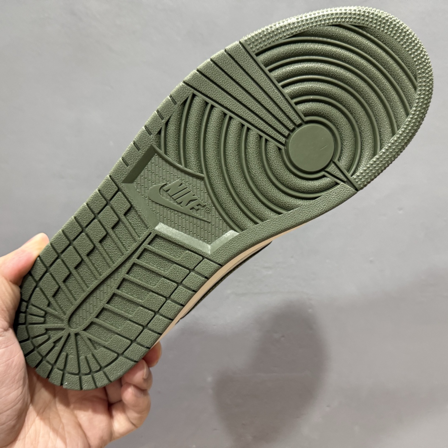 Supreme x Air Jordan 1 Low 白绿 DH0223-333
