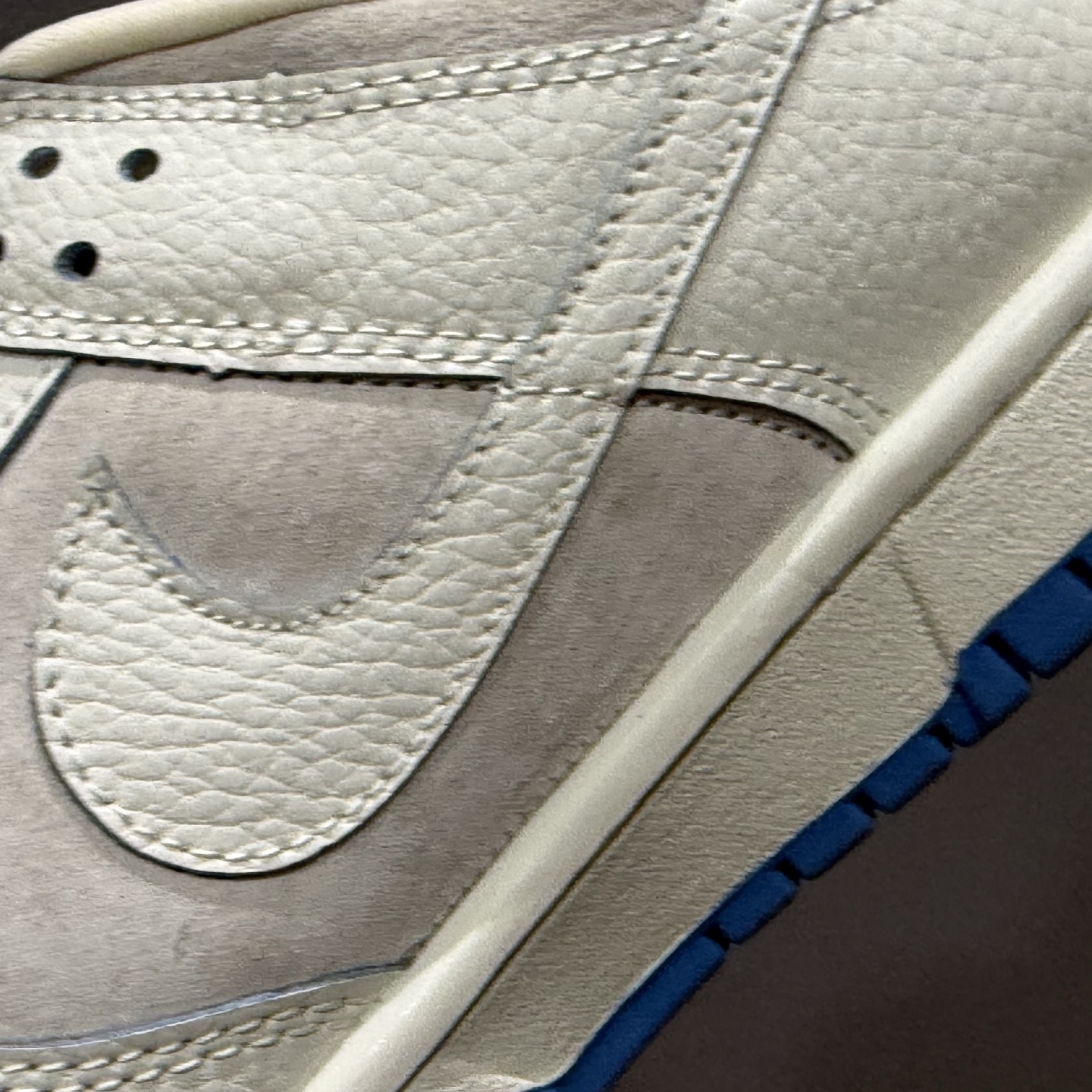 独家实拍Nike SB Dunk Low 联名三勾 奶白蓝底配色 周年高端定制 低帮休闲板鞋 SC9207-411