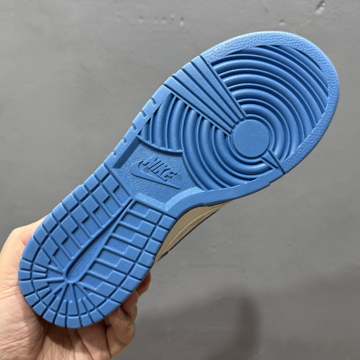 独家实拍Nike SB Dunk Low 联名三勾 奶白蓝底配色 周年高端定制 低帮休闲板鞋 SC9207-411