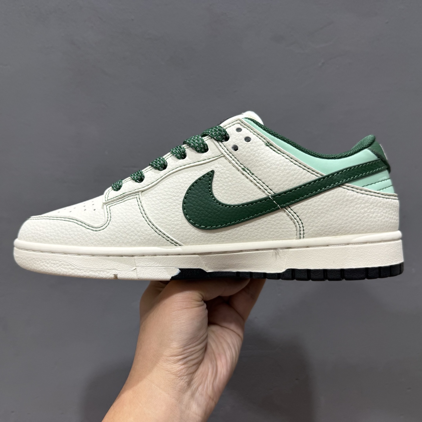 独家实拍Nike SB Dunk Low Sup系列 米白绿勾 空军一号低帮休闲板鞋 FC1688-222