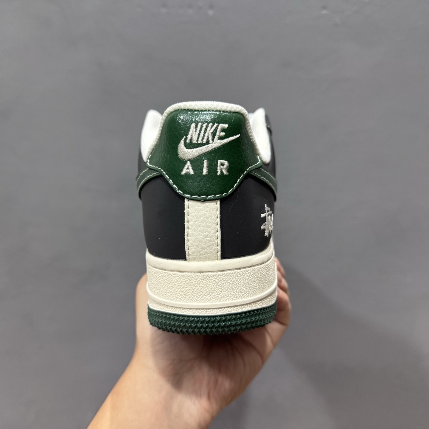 Nike Air Force 1'07 斯图西 联名 黑白绿 XS1958-572