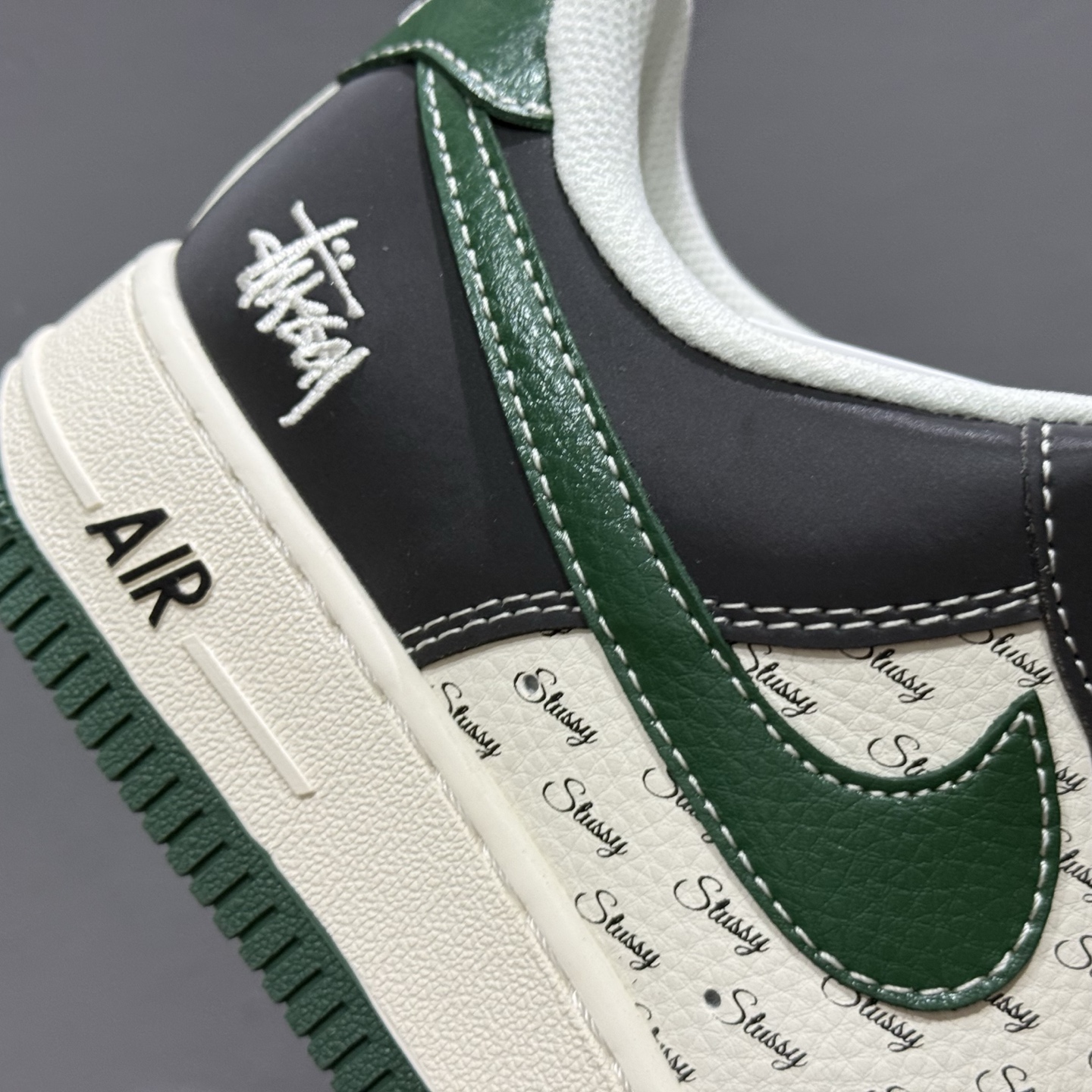 Nike Air Force 1'07 斯图西 联名 黑白绿 XS1958-572