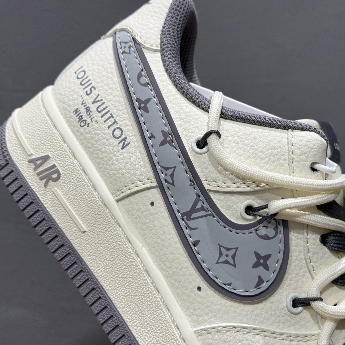 260 Nike Air Force 1'07 LV 联名 米白灰 DM6868-067