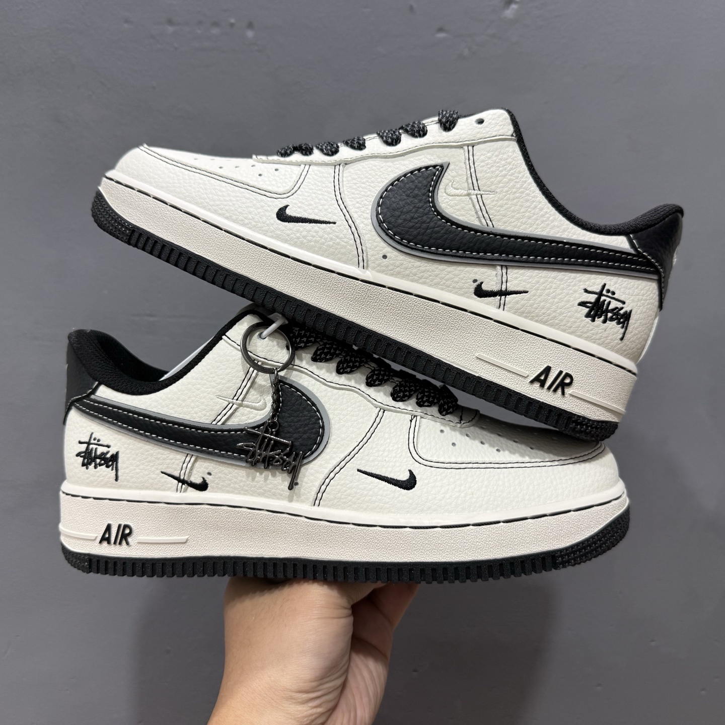 Nike Air Force 1'07 斯图西 联名 米白黑 HH7518-059