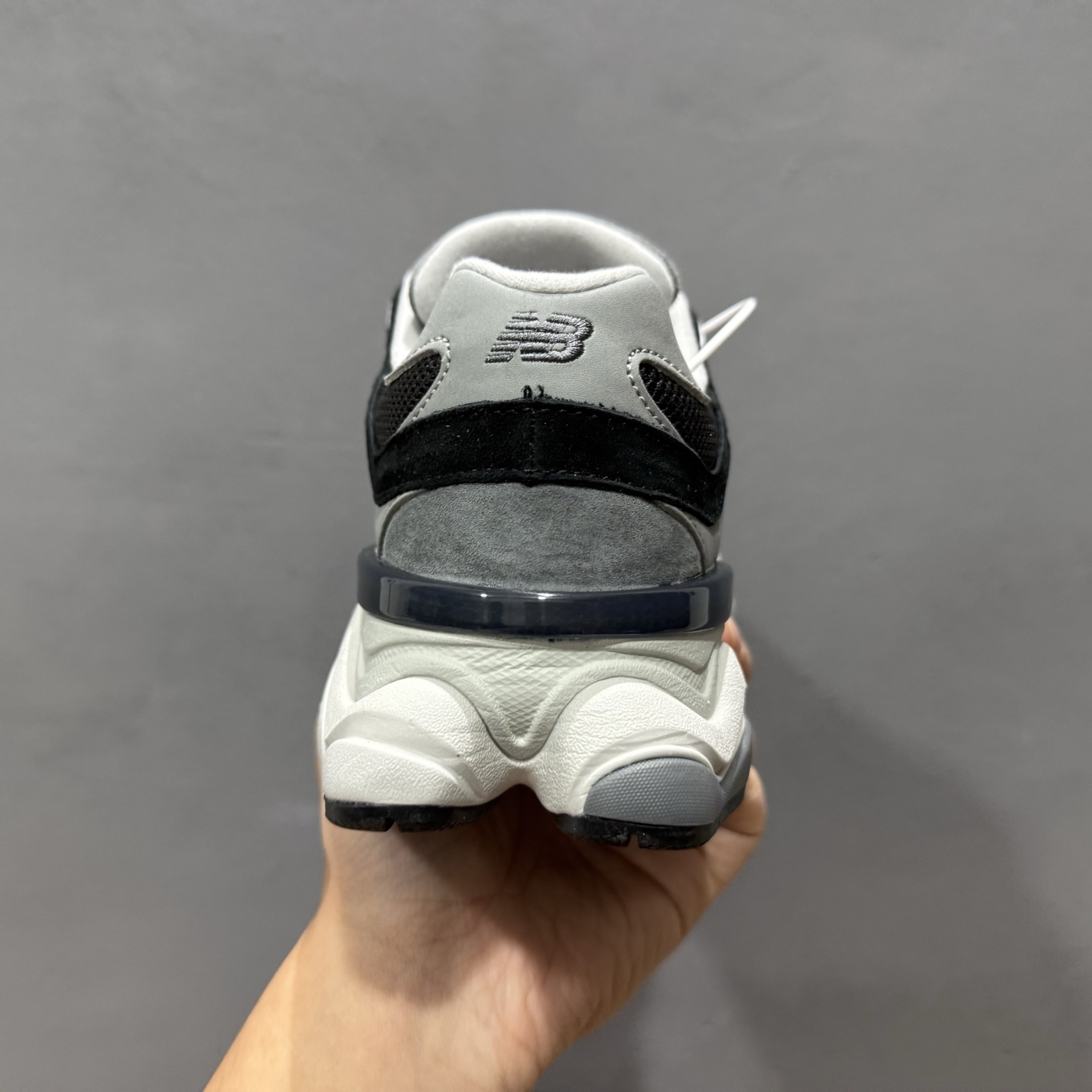 大厂出品 New Balance NB 9060 黑灰色 U9060JBD