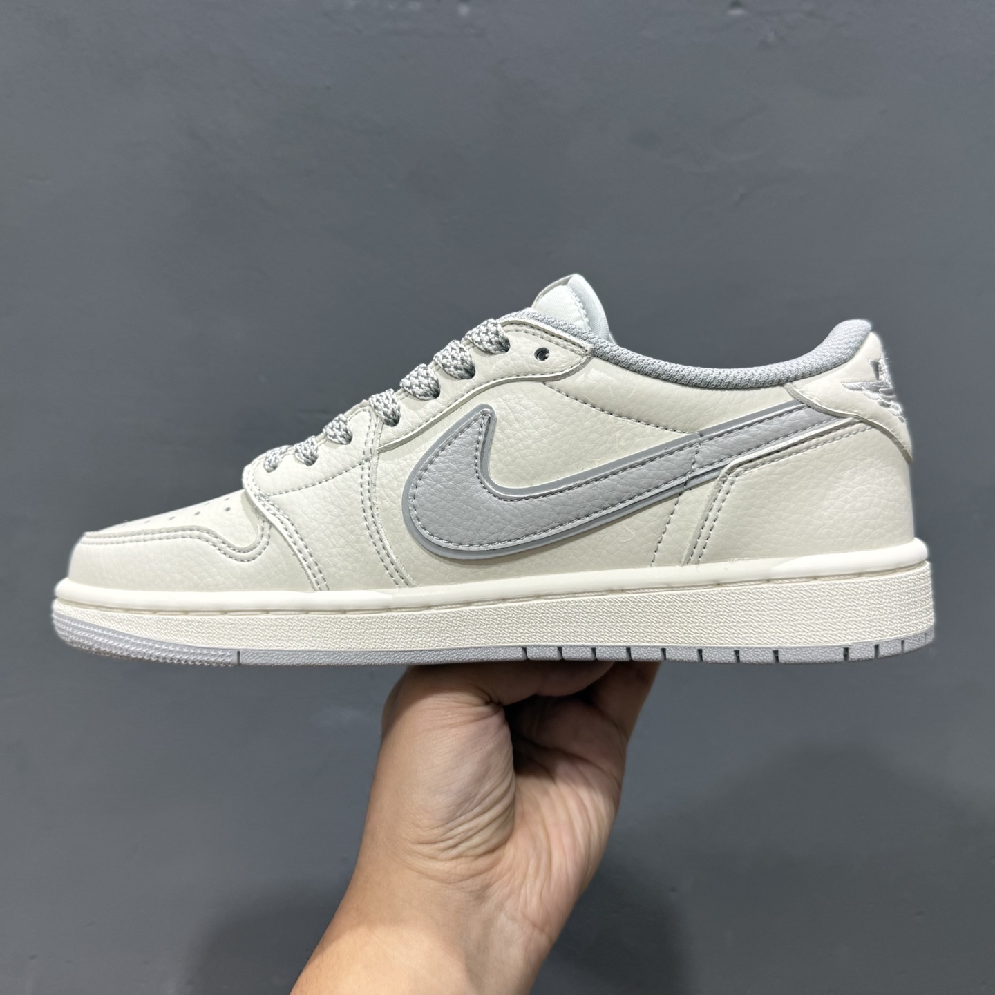 定制 Air Jordan 1 Low ow SP 米白灰 DH0223-332