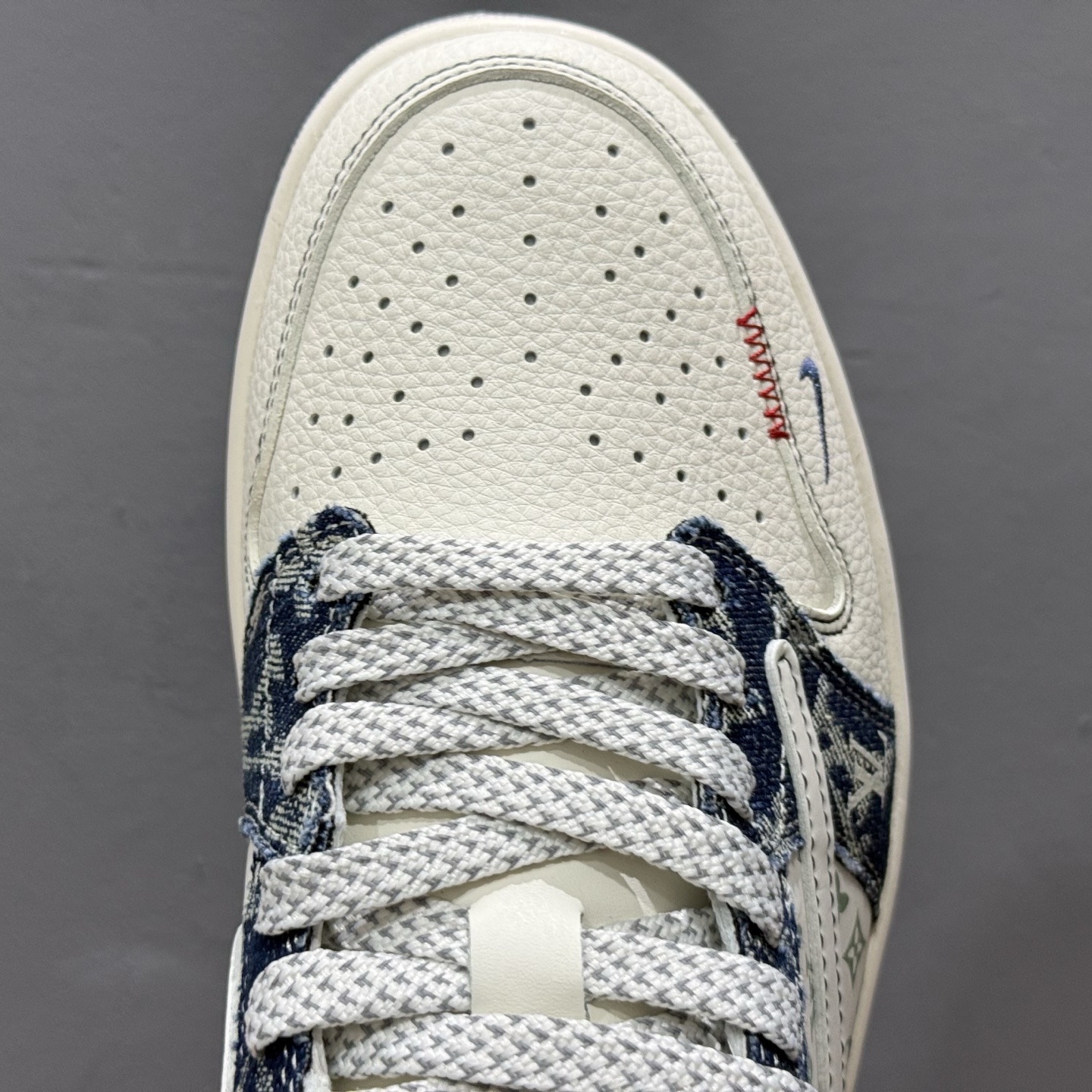 XC版 Travis Scott x Fragment Design x Air Jordan 1 Low SP AJ1 LV联名 蓝牛仔布 低帮文化休闲板鞋 YX5066-326