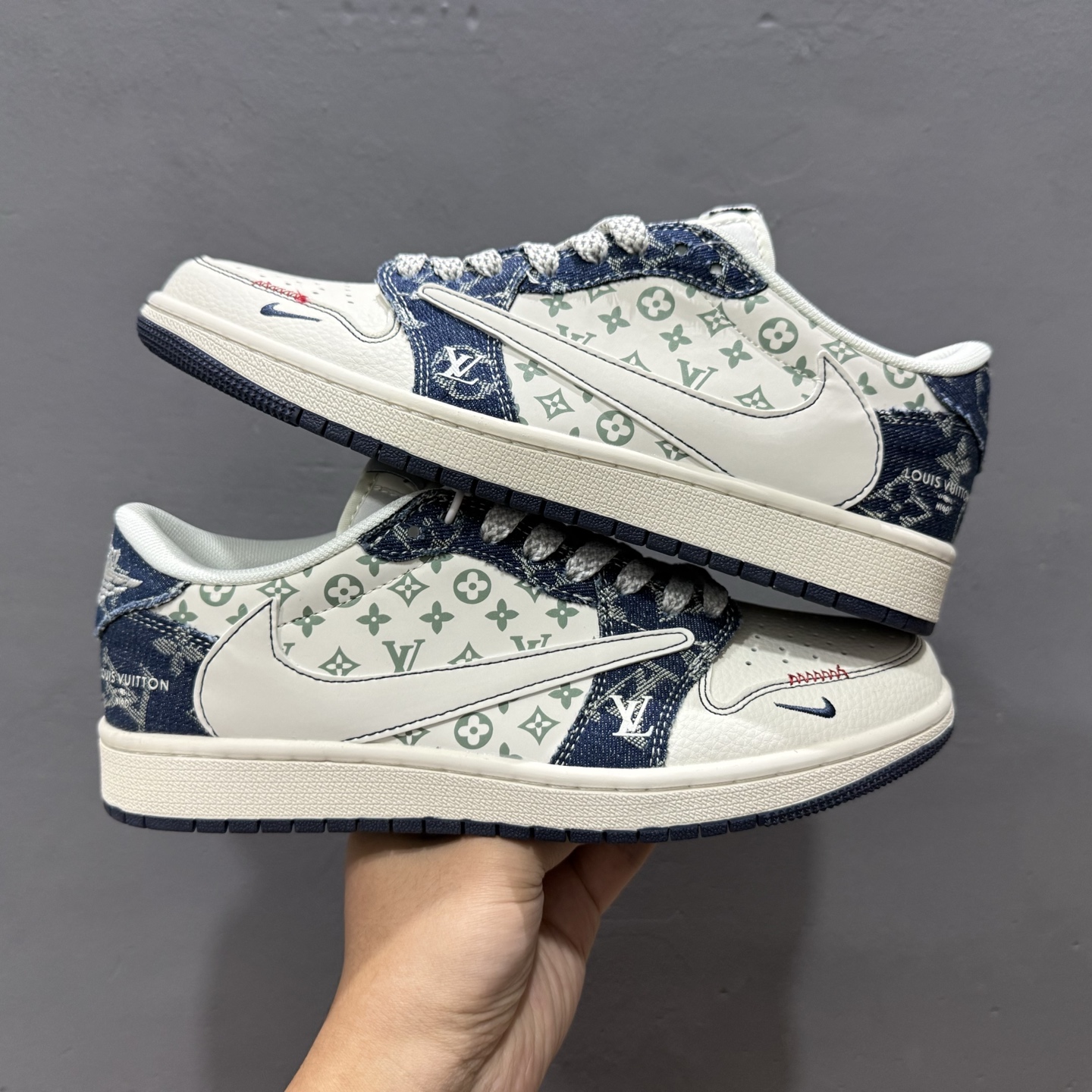 XC版 Travis Scott x Fragment Design x Air Jordan 1 Low SP AJ1 LV联名 蓝牛仔布 低帮文化休闲板鞋 YX5066-326