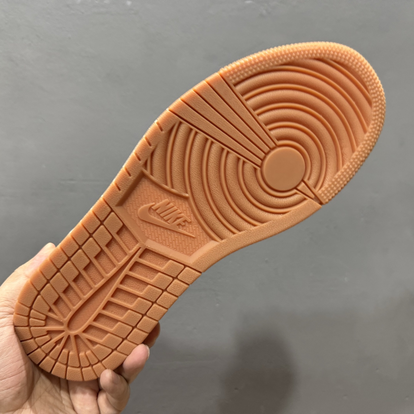 XC版 Air Jordan 1 Low AJ1 乔1 斯图西联名 米红立体勾 高端定制 低帮复古篮球鞋 XS6086-560