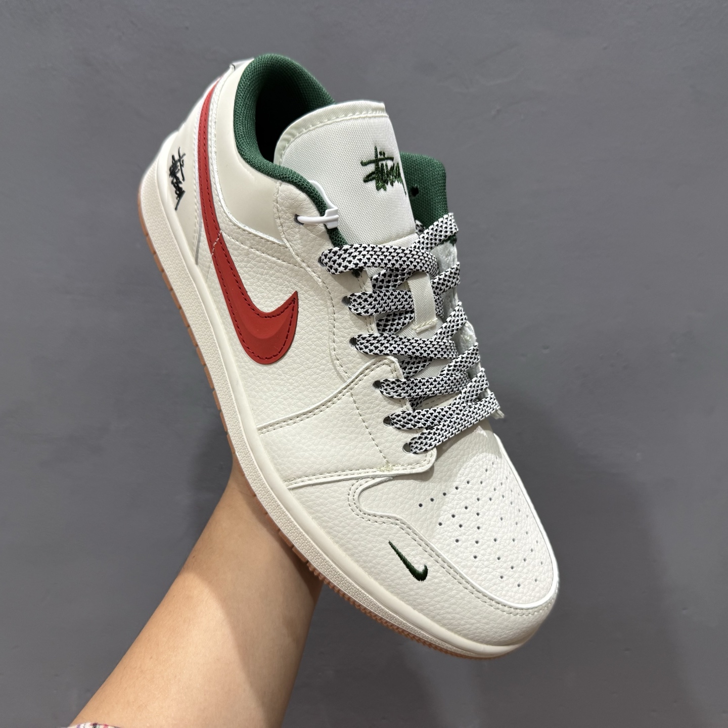 XC版 Air Jordan 1 Low AJ1 乔1 斯图西联名 米红立体勾 高端定制 低帮复古篮球鞋 XS6086-560