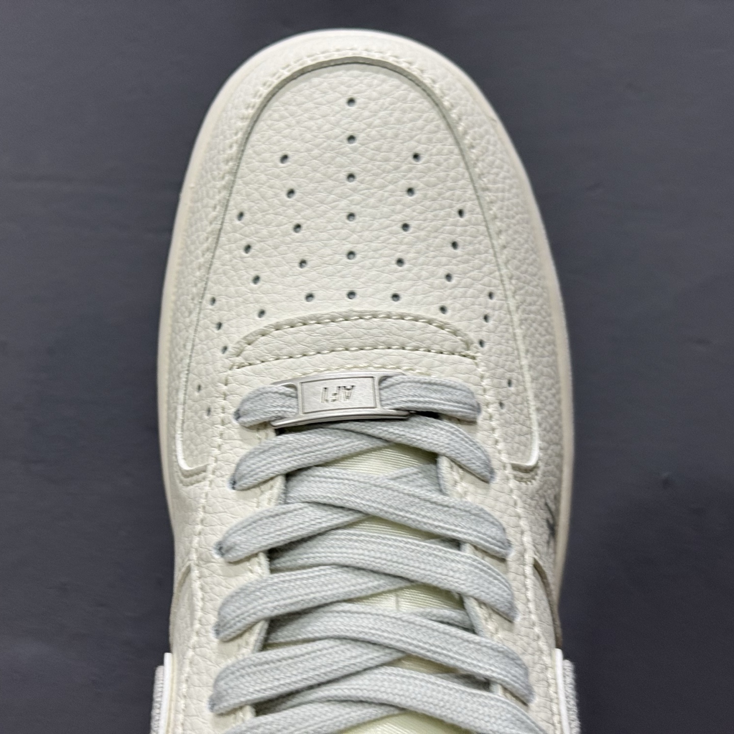 Nike Air Force 1'07 LV 联名 米白灰 XX3168-135