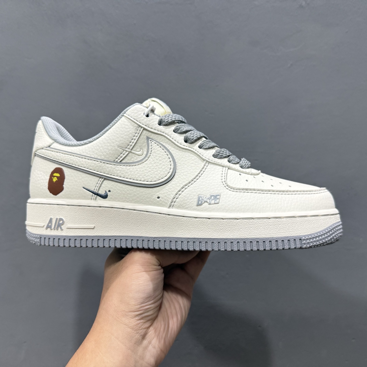 Nike Air Force 1’07 猿人头 联名 米白灰 HH7518-065