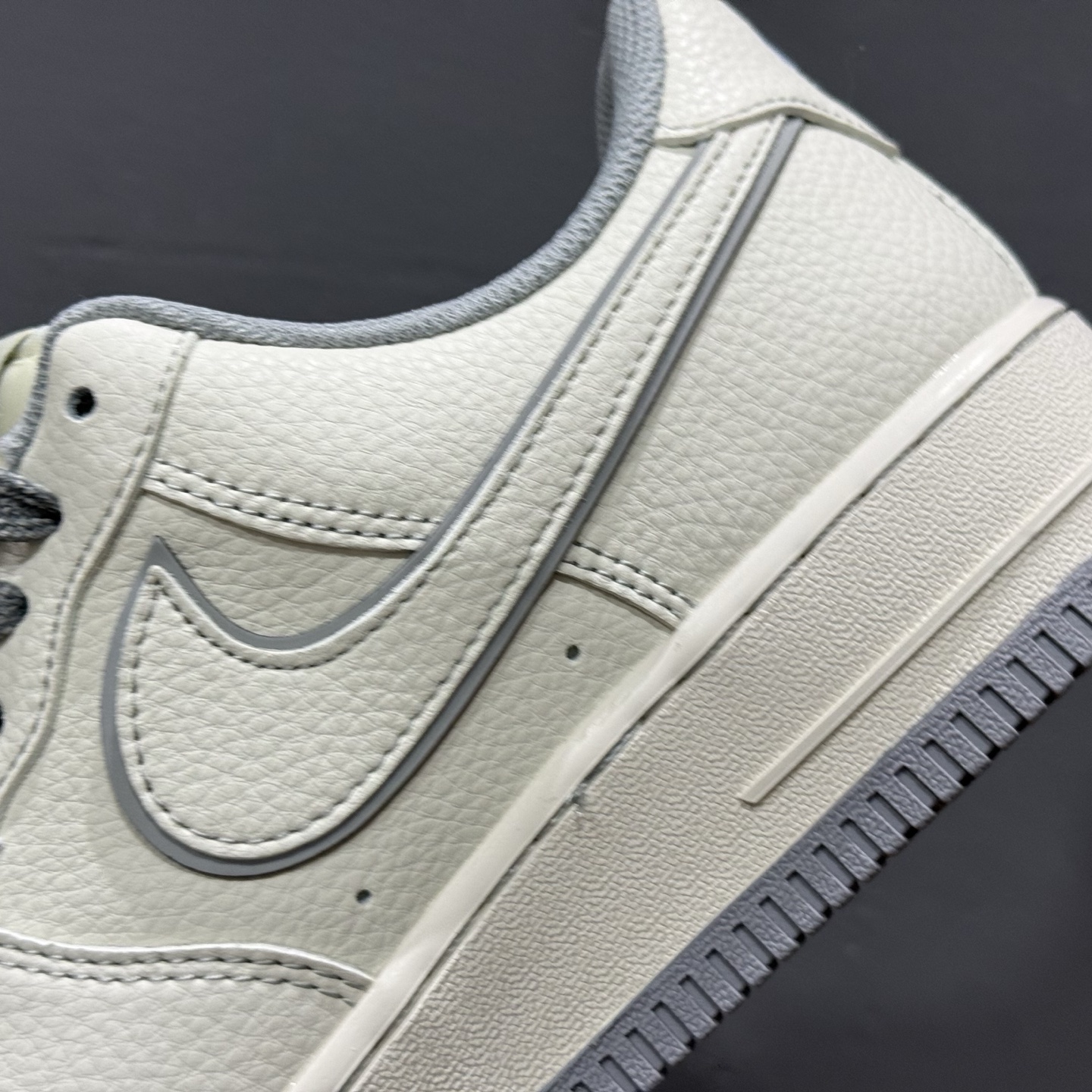 Nike Air Force 1'07 猿人头 联名 米白灰 HH7518-065