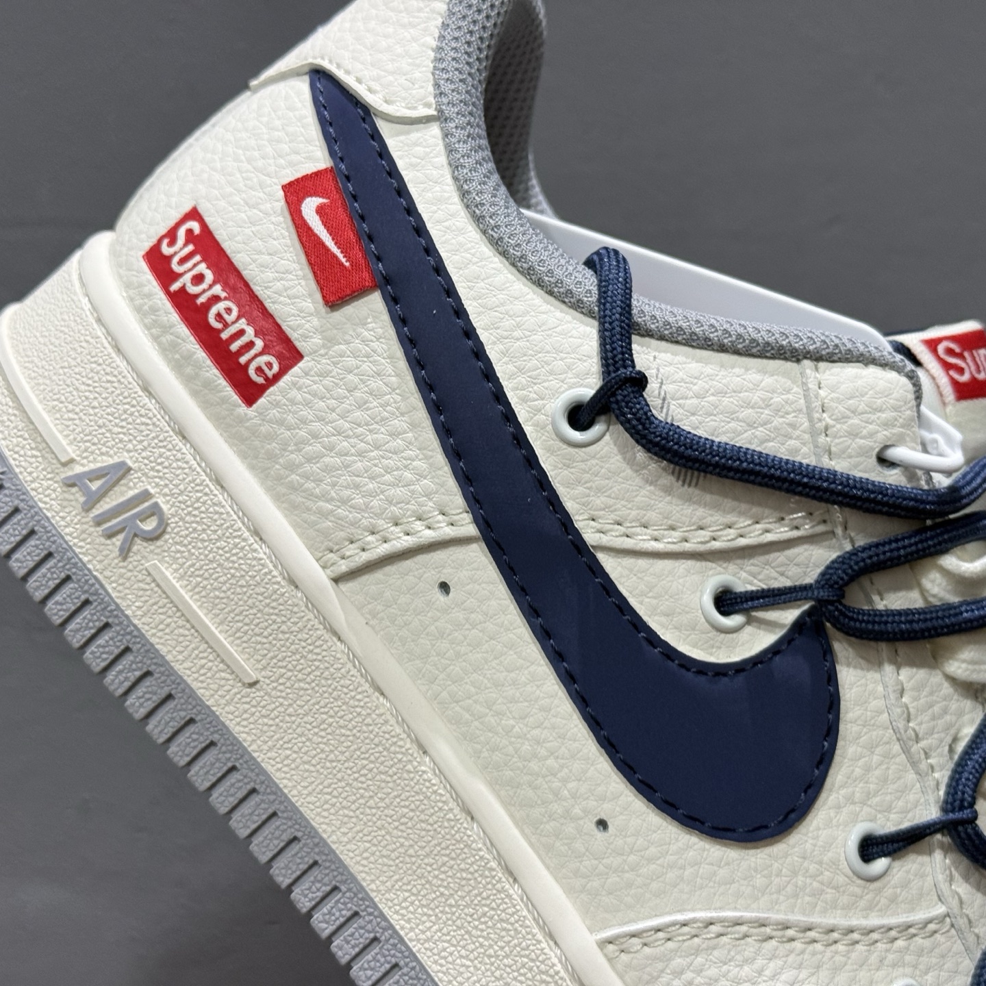 Nike Air Force 1'07 Supreme 联名 米白蓝 DM6868-068