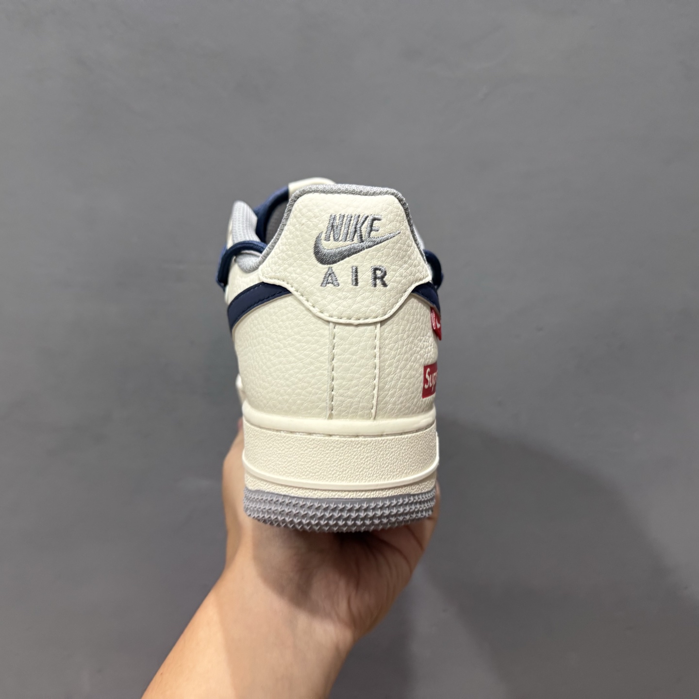 Nike Air Force 1'07 Supreme 联名 米白蓝 DM6868-068