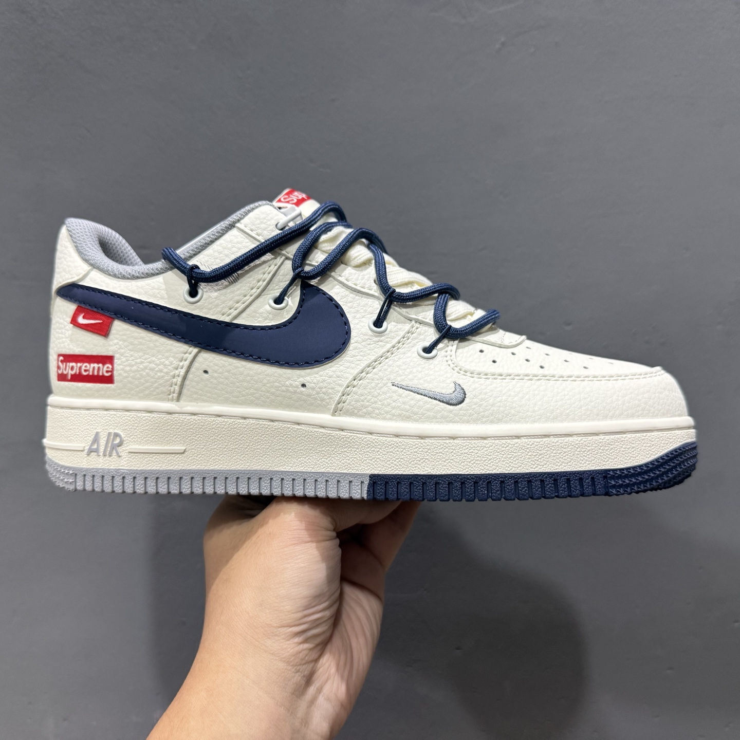 Nike Air Force 1’07 Supreme 联名 米白蓝 DM6868-068