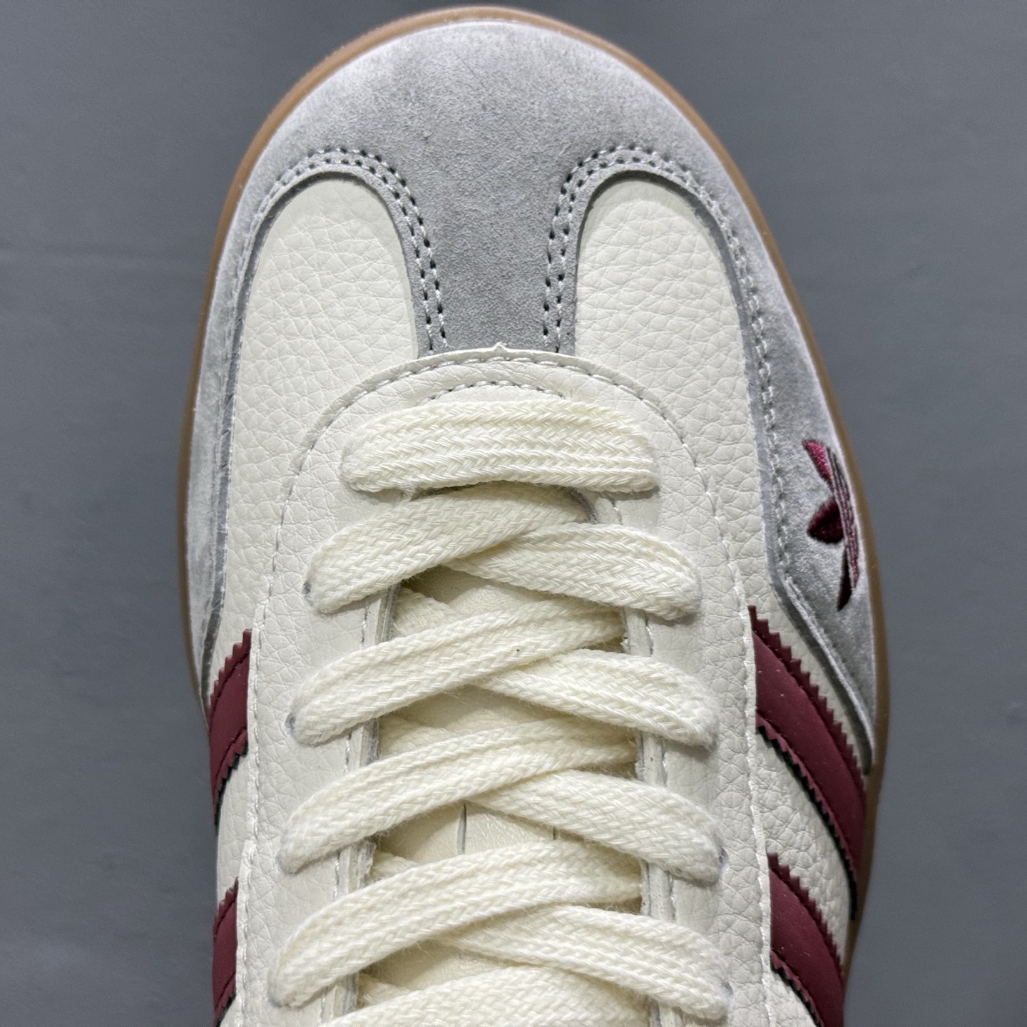 独家实拍Adidas Originals Gazelle INdoor 樱桃 白红三叶草休闲防滑耐磨低帮板鞋 DM1234-006