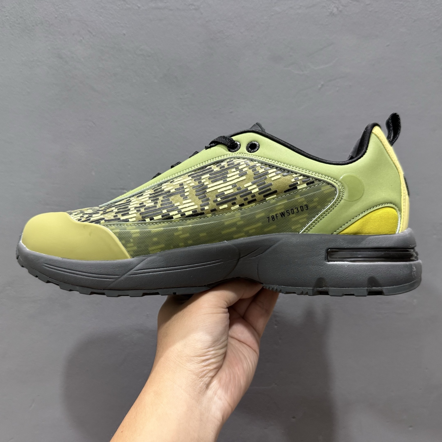 Stone Island Grime Panelled 石头岛黑褐色舒适时尚低帮生活休闲鞋