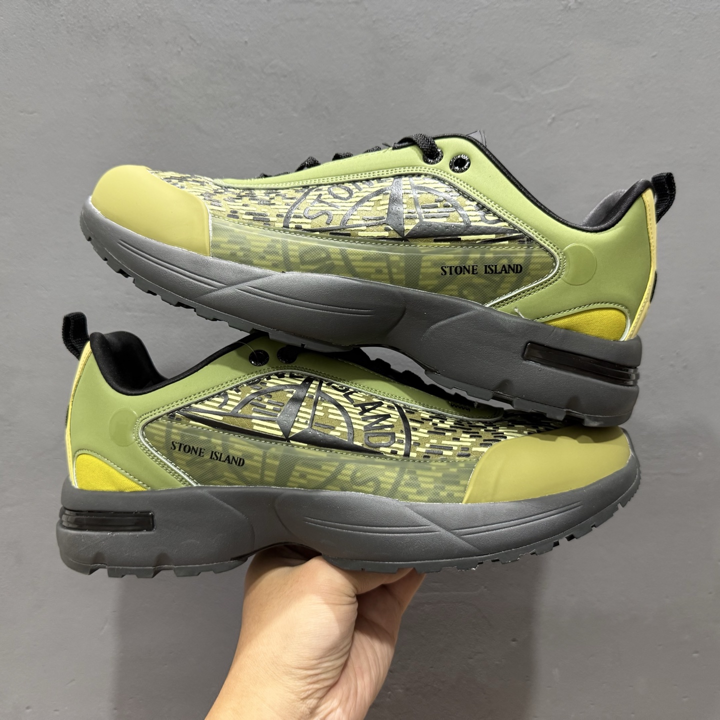 Stone Island Grime Panelled 石头岛黑褐色舒适时尚低帮生活休闲鞋