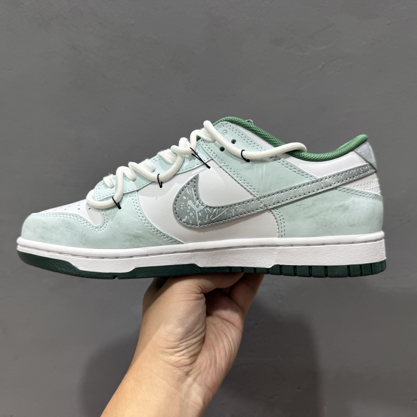 Nike SB Dunk Low Mushroom 绿粉 DD1391-101