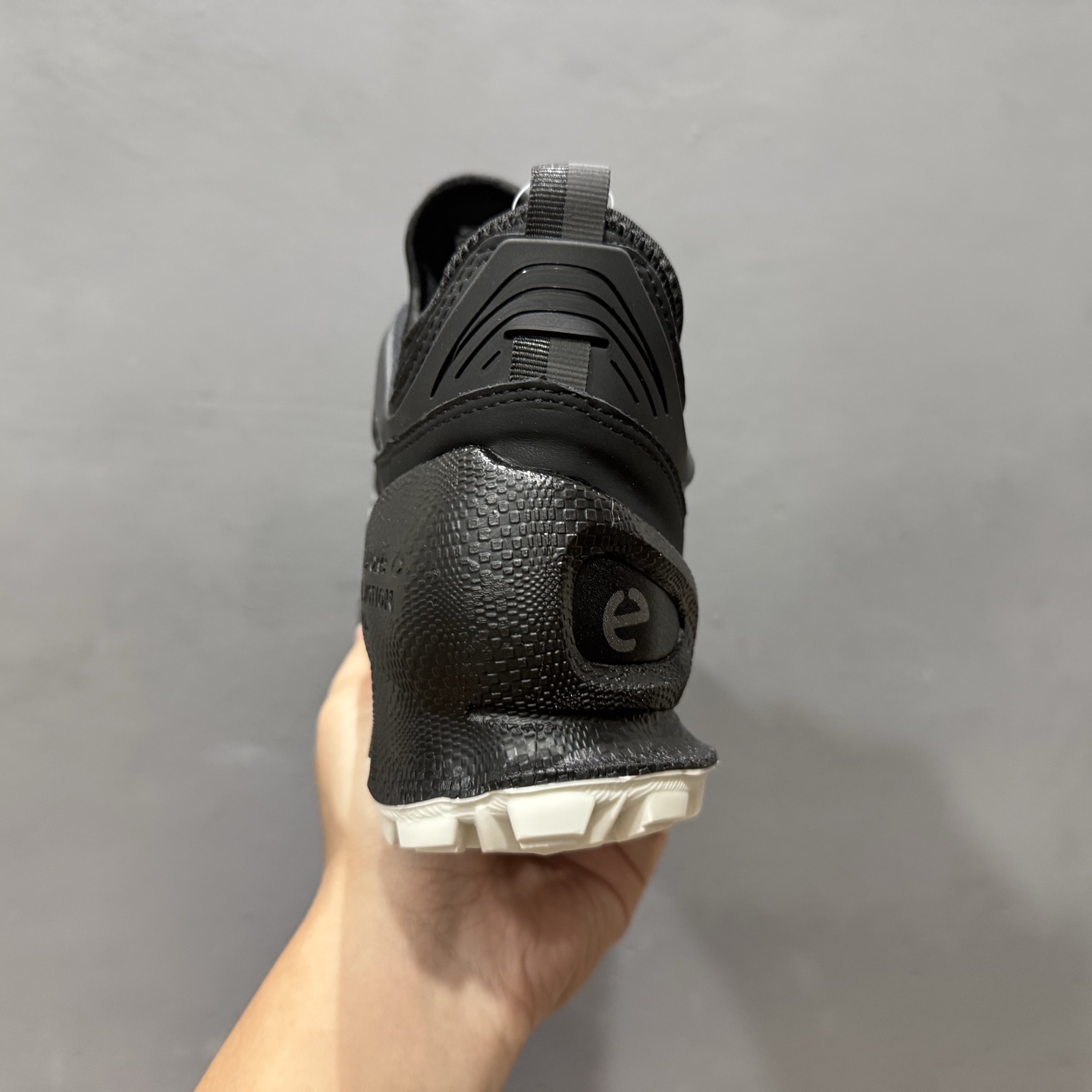 L/ECCO/爱步官方2.1系列网砂 /休闲鞋 品质 广东产 官网订制 精选进口材质