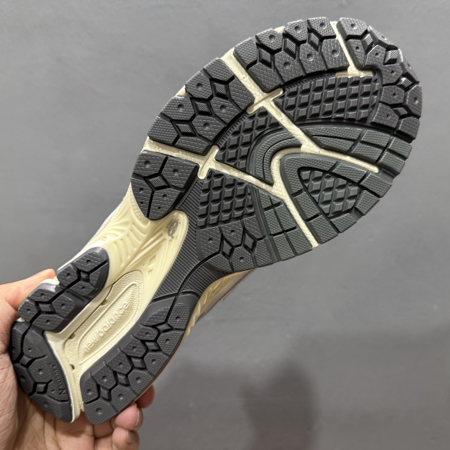 New Balance M1906系列复古单品宝藏老爹鞋款 M1906RFS