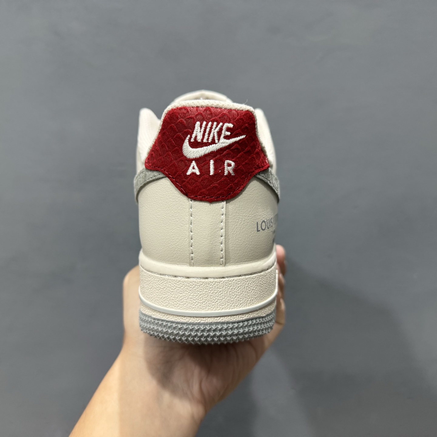 Nike Air Force 1'07 Low LV联名 米灰蛇鳞勾 空军一号低帮休闲板鞋 XX3168-130
