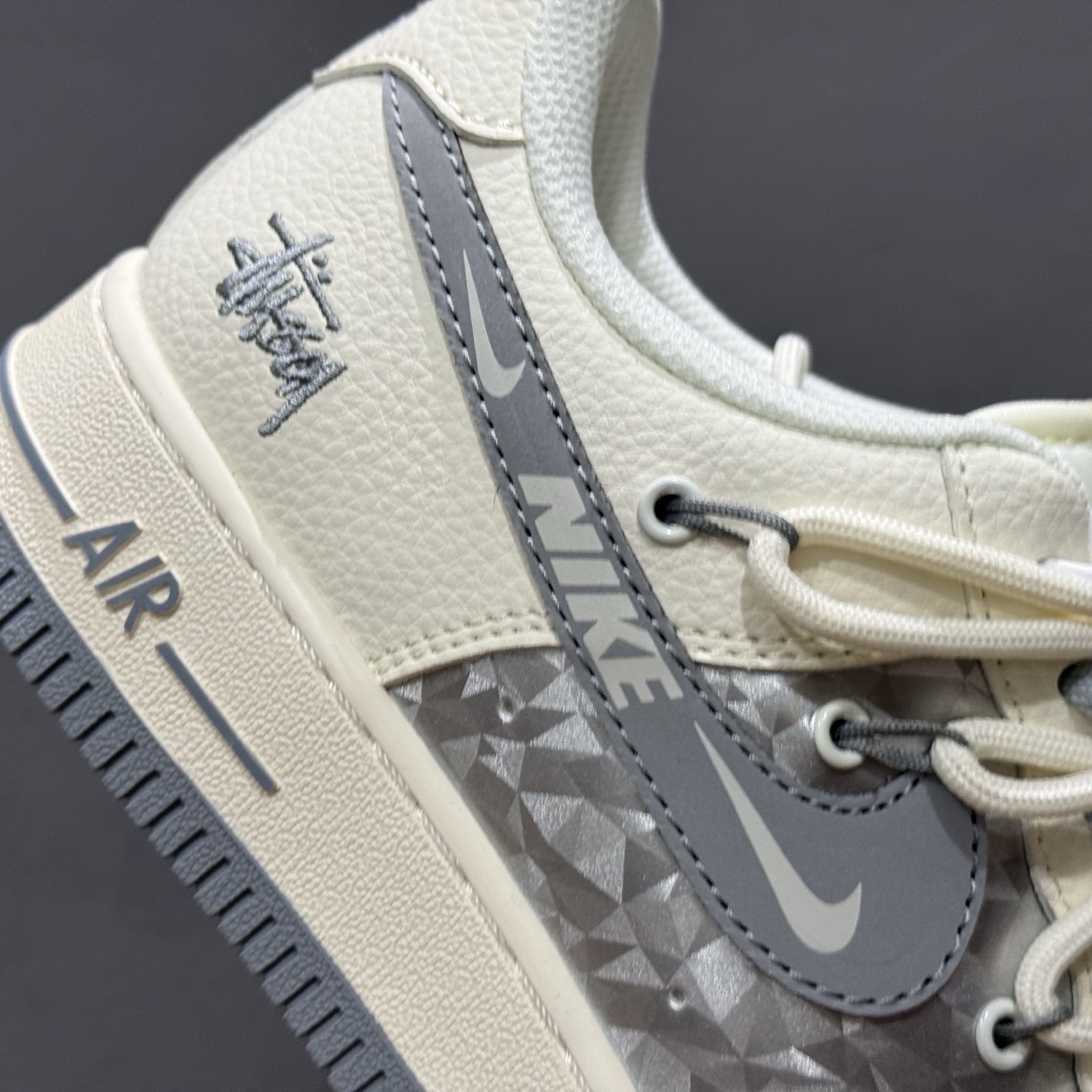 Nike Air Force 1'07 Low 斯图西联名 灰钻石抽绳 空军一号低帮休闲板鞋 DM6868-072