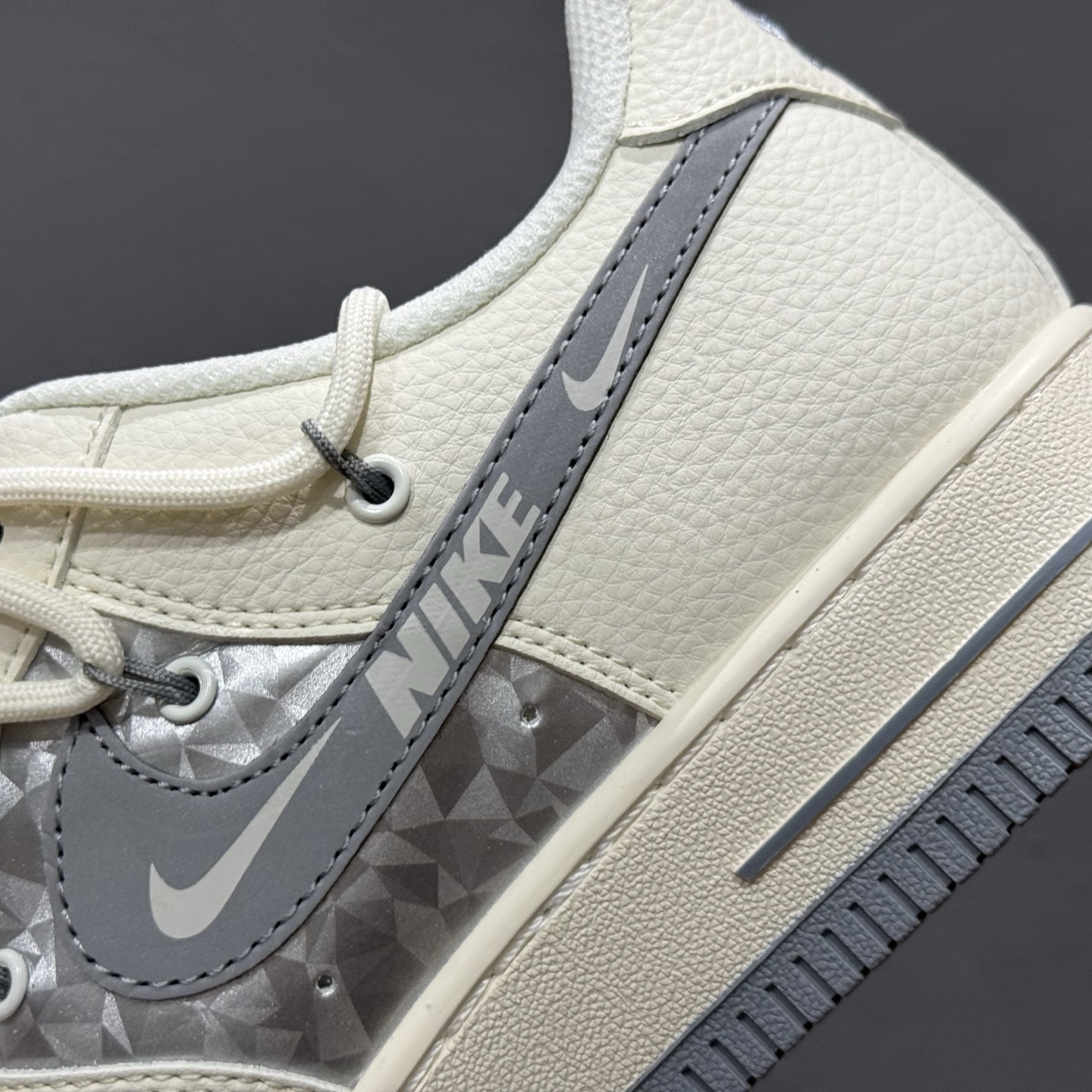 Nike Air Force 1'07 Low 斯图西联名 灰钻石抽绳 空军一号低帮休闲板鞋 DM6868-072