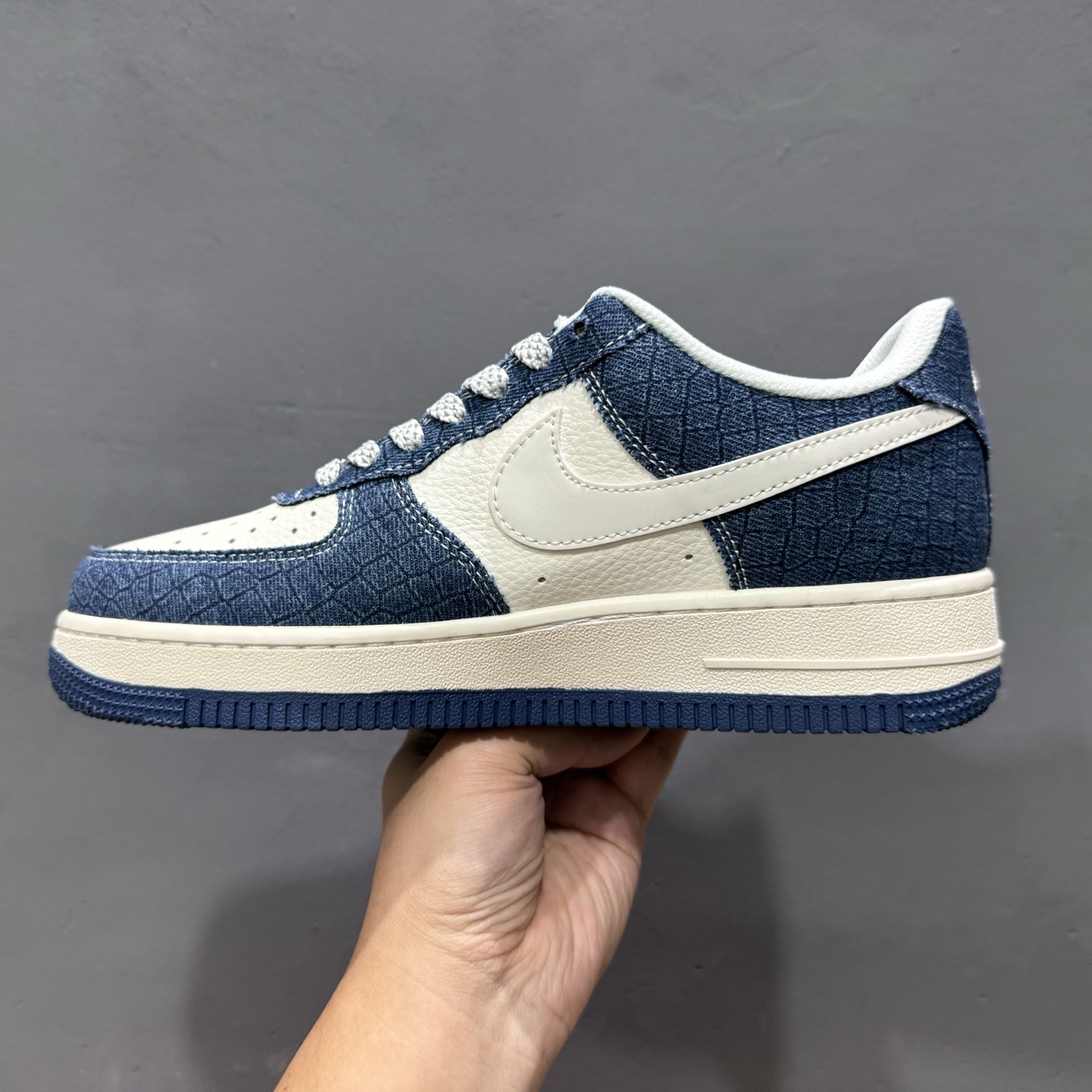NK Air Force 1′07 Low 空军一号低帮百搭休闲运动板鞋 XS1958-551