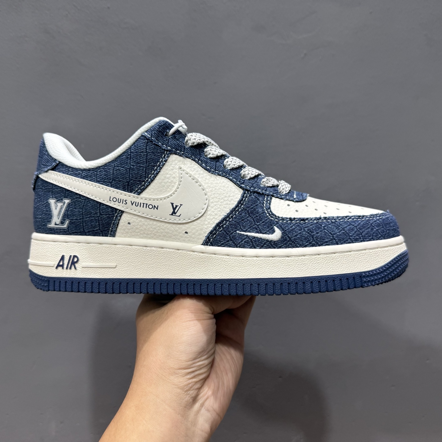 NK Air Force 1′07 Low 空军一号低帮百搭休闲运动板鞋 XS1958-551
