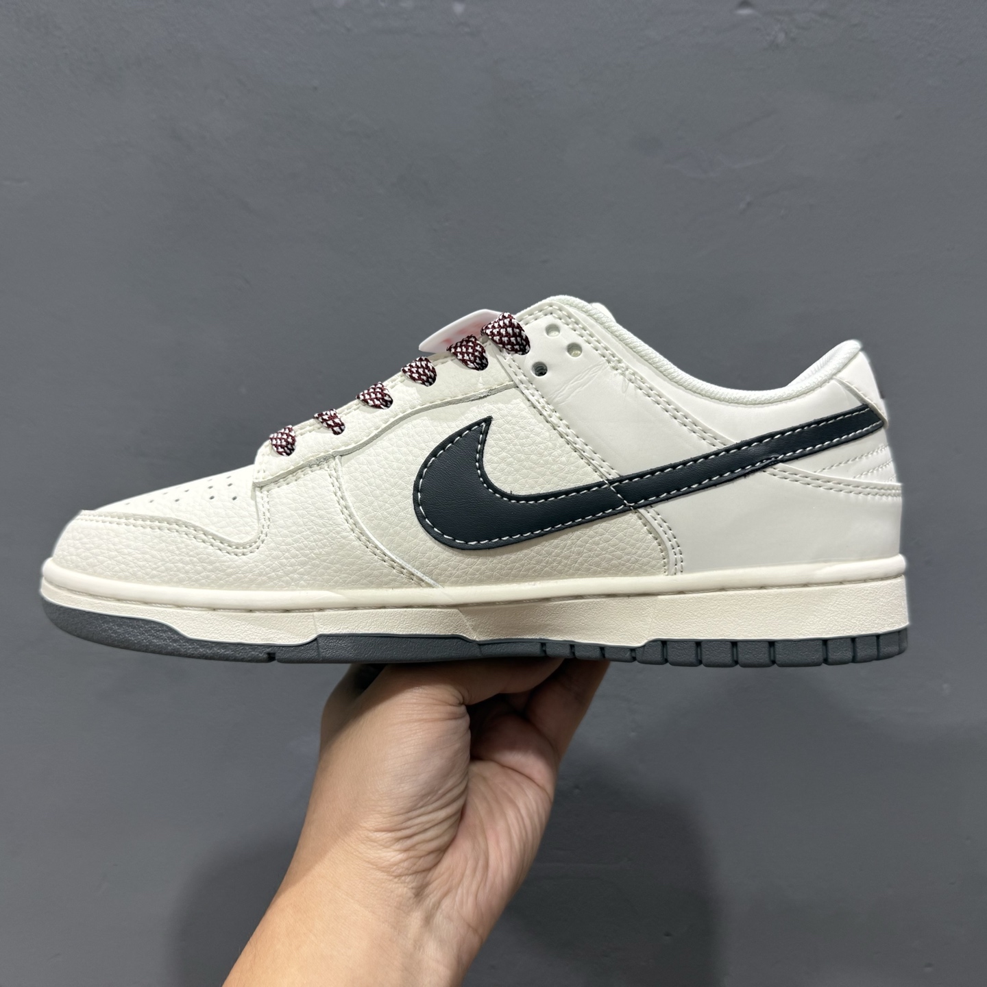 280 Nike SB Dunk Low Bape联名 涂鸦红勾 周年高端定制 低帮休闲板鞋 JJ2508-561