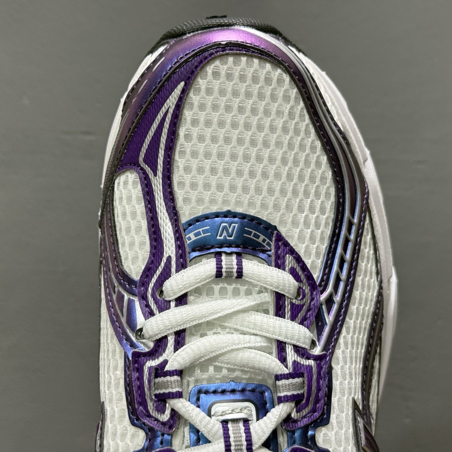 200 K版 New Balance 740 复古跑鞋 小红书爆款 U740CG2