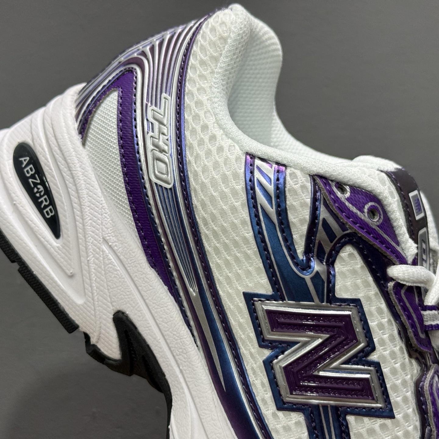 200 K版 New Balance 740 复古跑鞋 小红书爆款 U740CG2