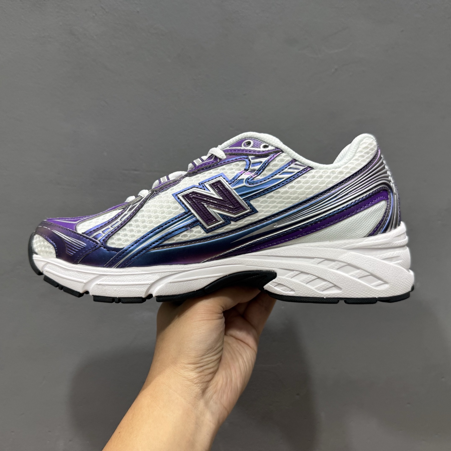 200 K版 New Balance 740 复古跑鞋 小红书爆款 U740CG2