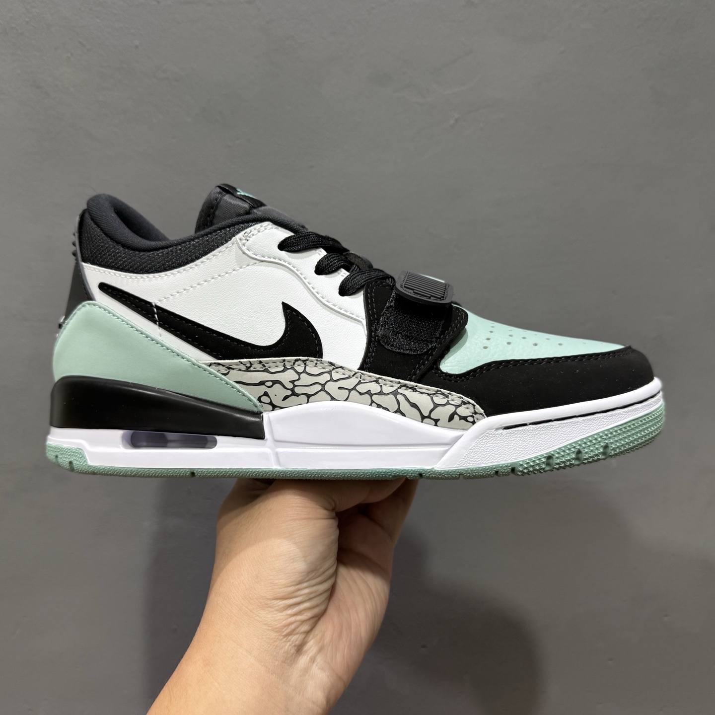 240 Air Jordan Legacy AJ312 Low 低帮复古篮球鞋 白绿 FQ7827-103